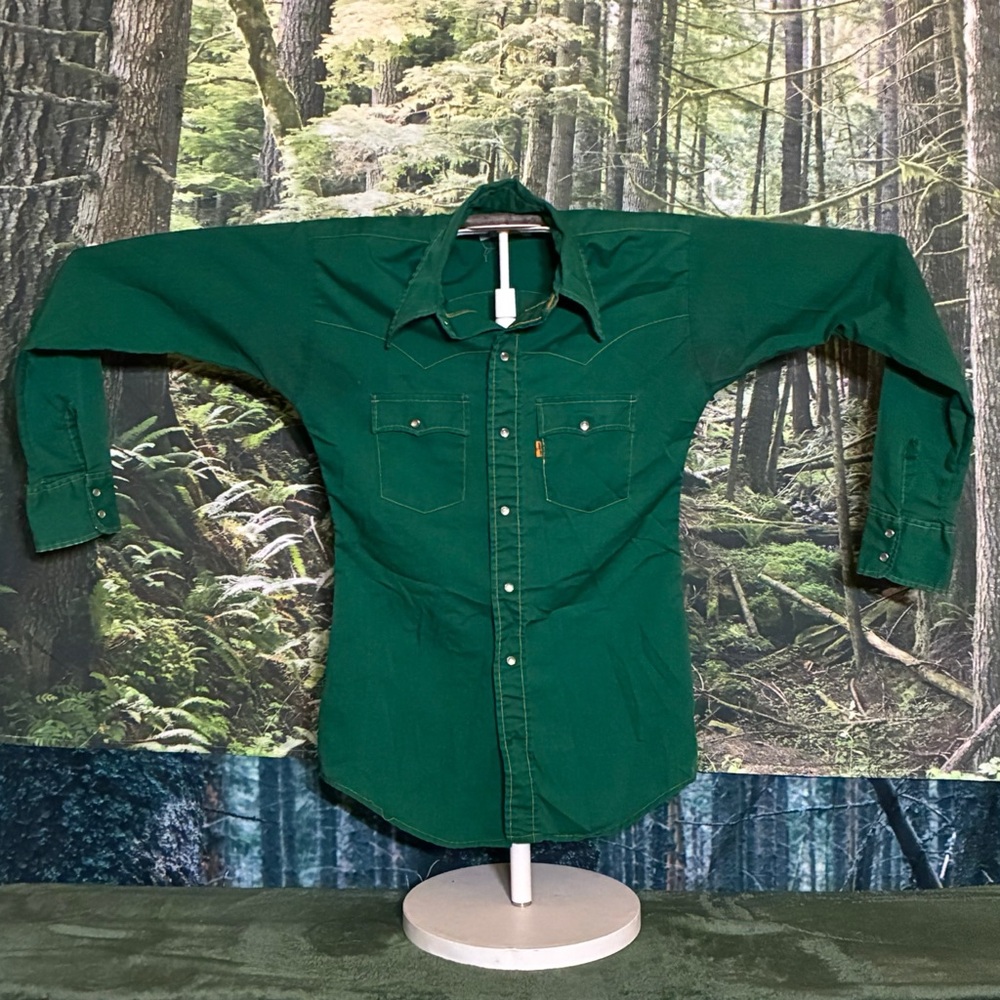 Vintage Levi’s Green Western Shirt – Snap Buttons